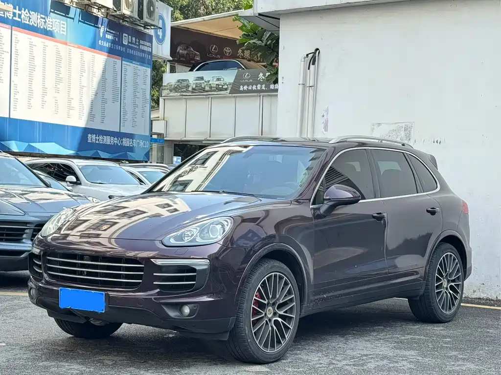 Porsche Cayenne 2016
