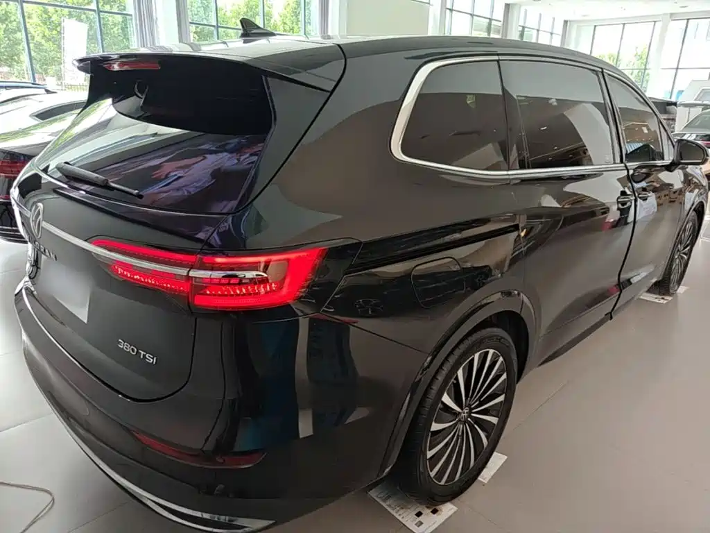 Volkswagen Viloran 2024 380TSI Luxury