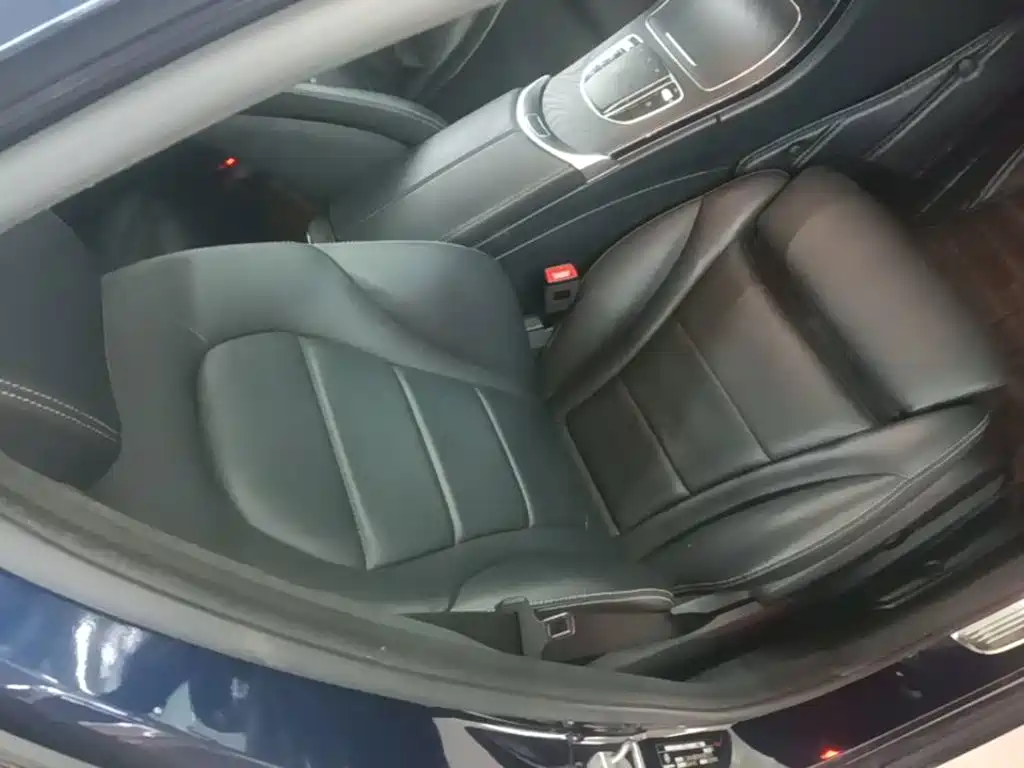 Mercedes-Benz C-Class (Import) — миниатюра 25