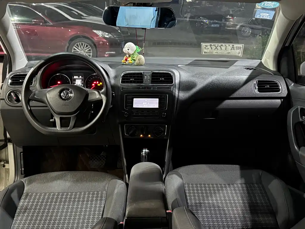 Volkswagen Polo — миниатюра 10