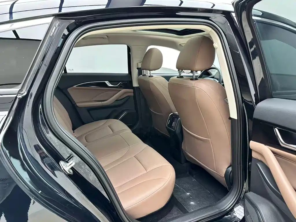 Bestune B70 — миниатюра 15