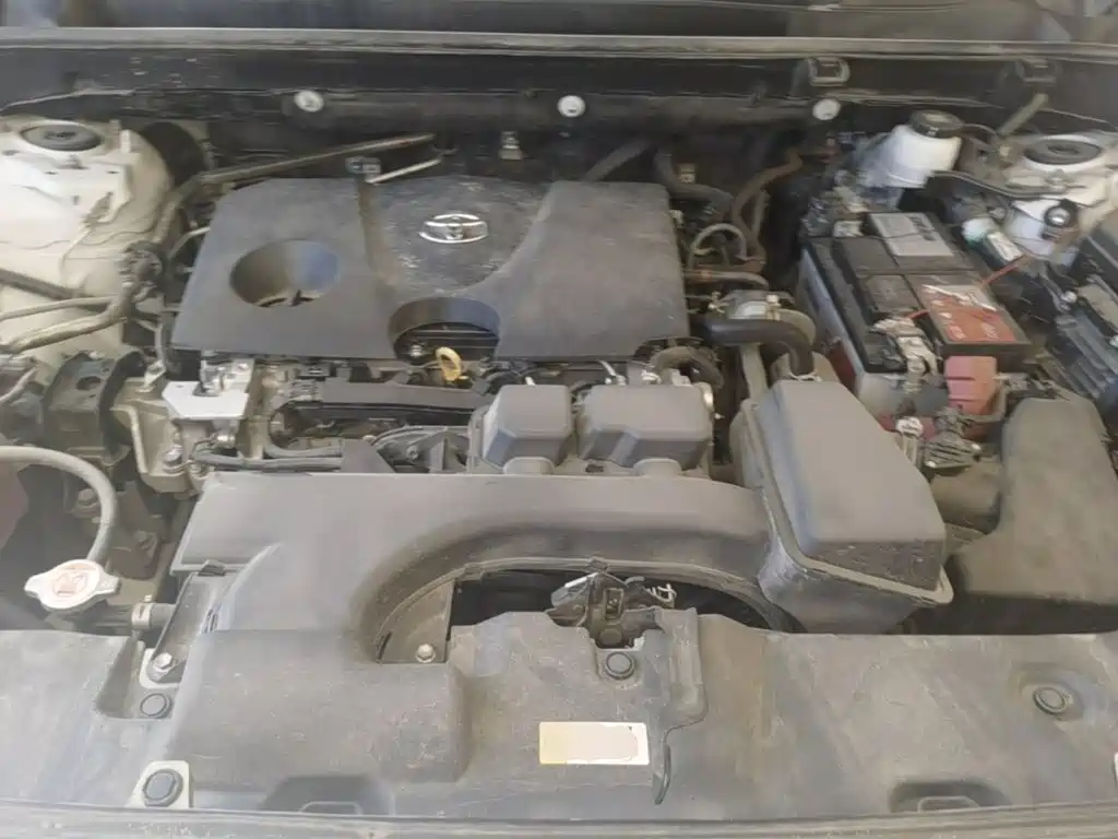 Toyota RAV4 — миниатюра 25