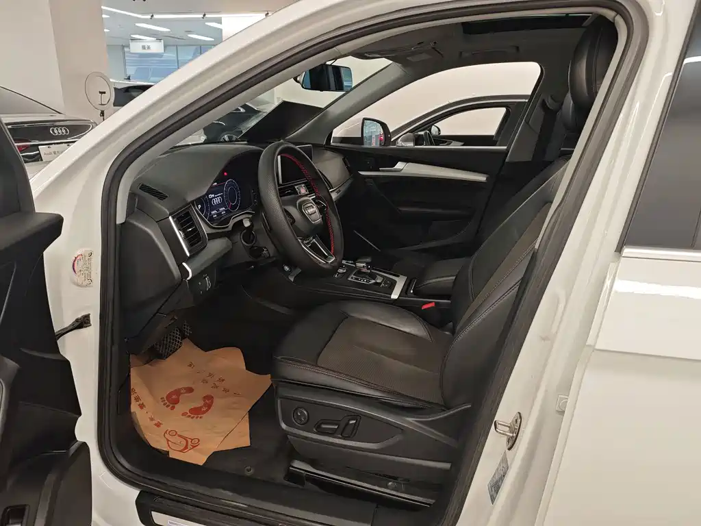Audi Q5L — миниатюра 12