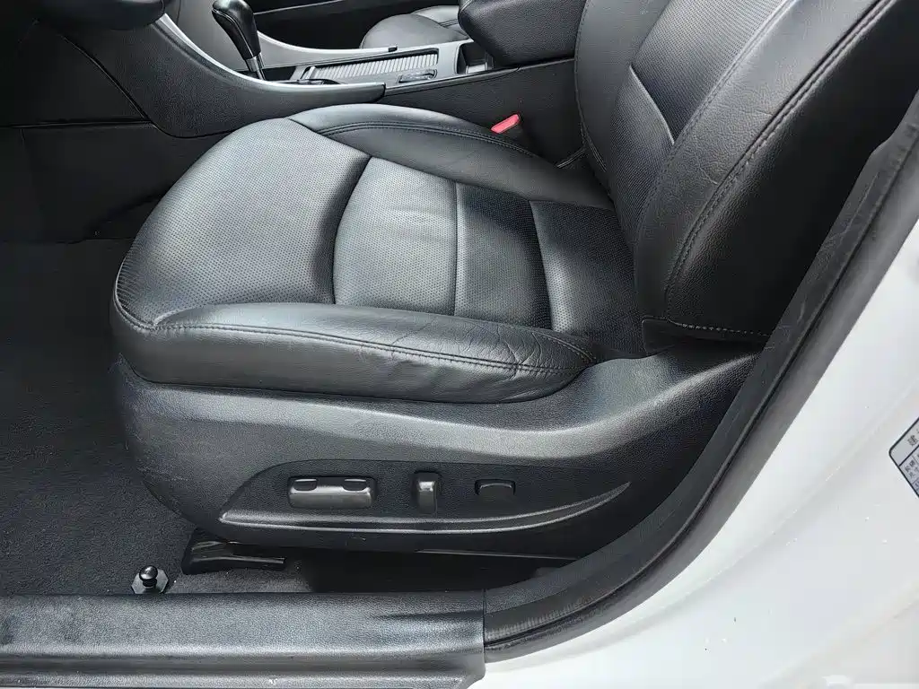 Hyundai Sonata — миниатюра 20