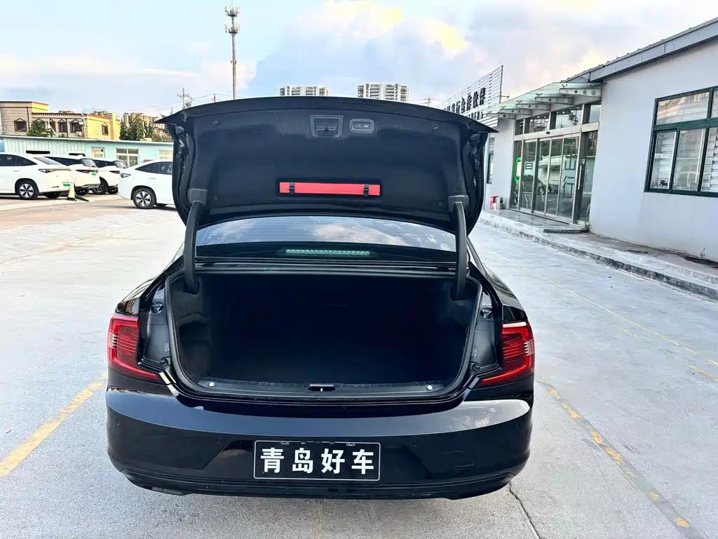Volvo S90 — миниатюра 19