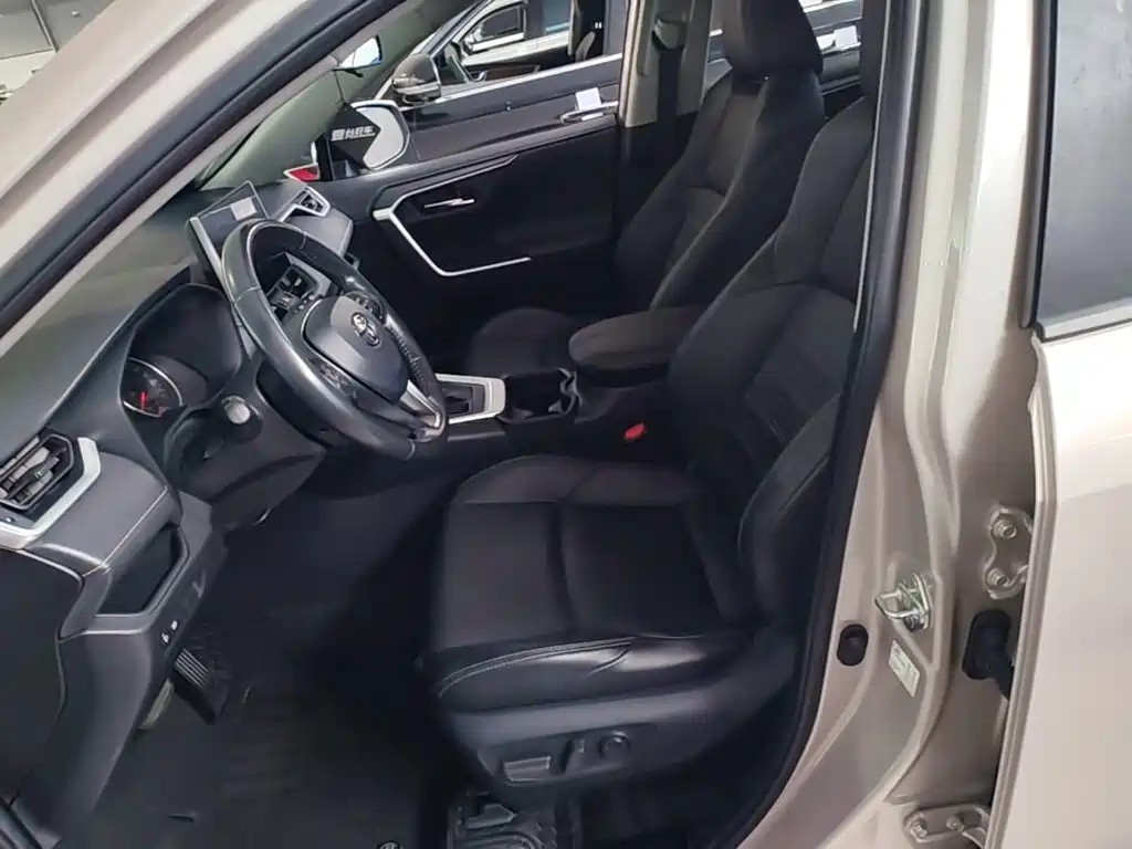 Toyota Wildlander — миниатюра 15