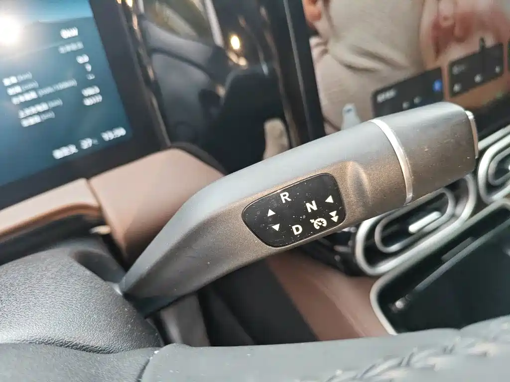 Leapmotor Leapmotor C11 — миниатюра 10