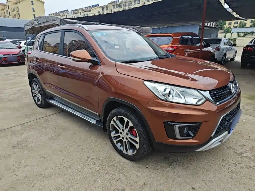 BAIC Senova X35 — миниатюра 4