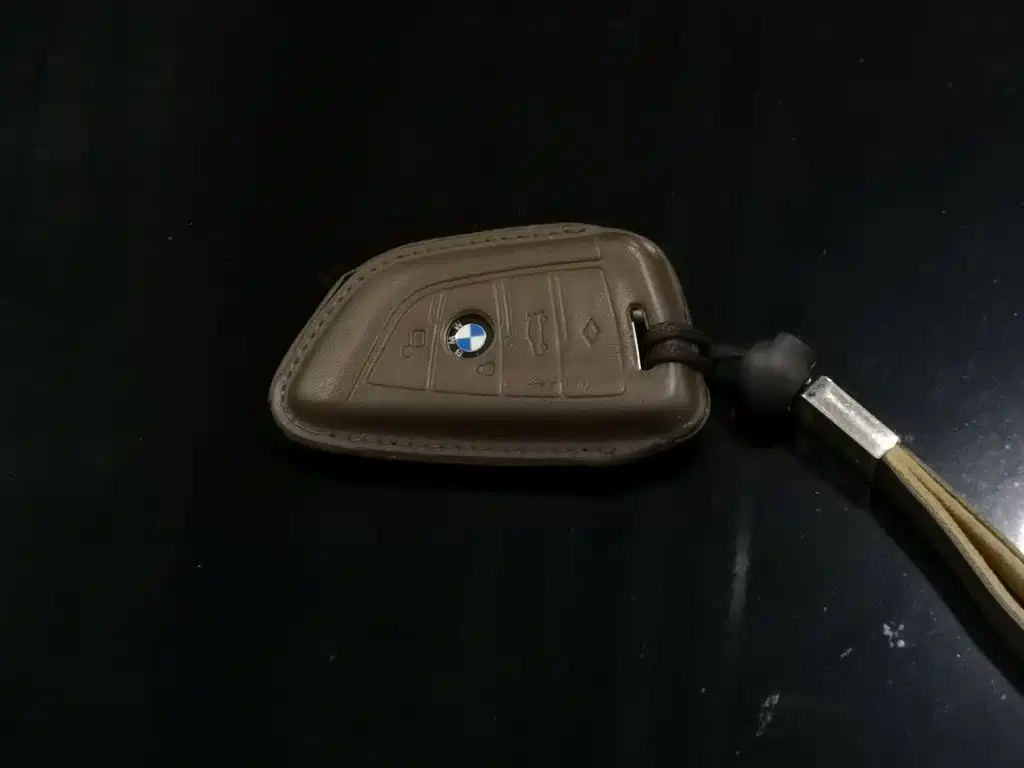BMW 5 Series New Energy — миниатюра 19
