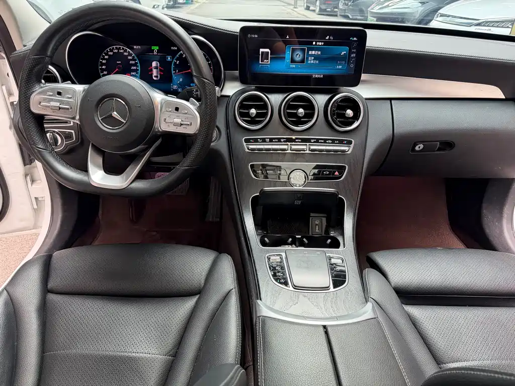 Mercedes-Benz C-Class — миниатюра 15