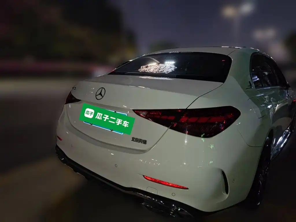 Mercedes-Benz C-Class — миниатюра 6