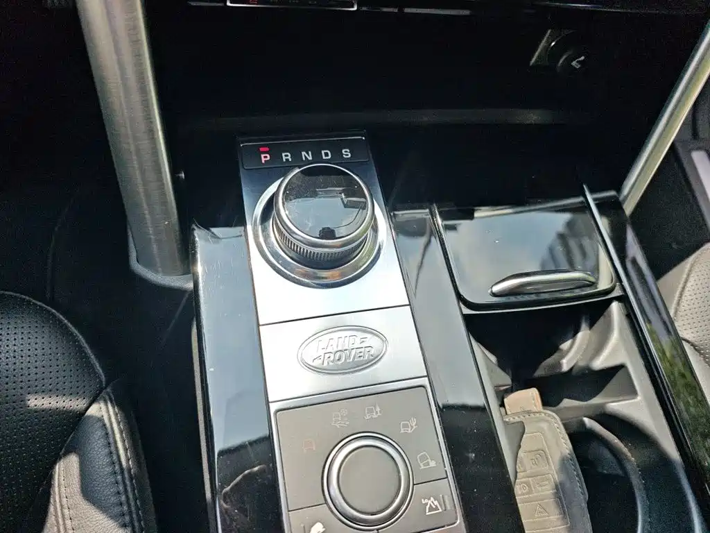 Land Rover Discovery — миниатюра 10