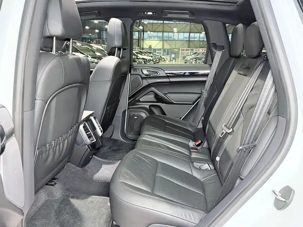 Porsche Cayenne 2011 Cayenne 3.0T