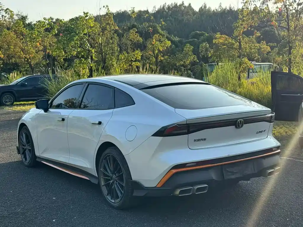 Changan UNI-V — миниатюра 7