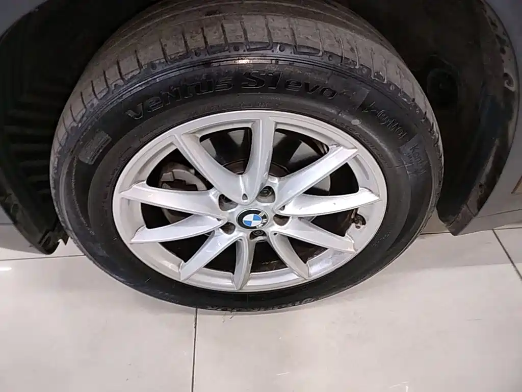 BMW X1 — миниатюра 23