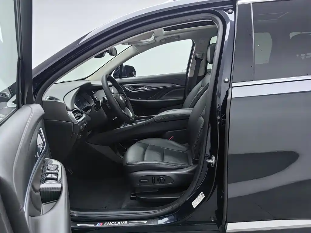 Buick Enclave — миниатюра 10