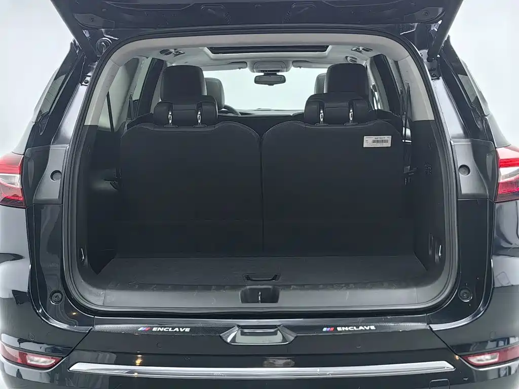 Buick Enclave — миниатюра 16