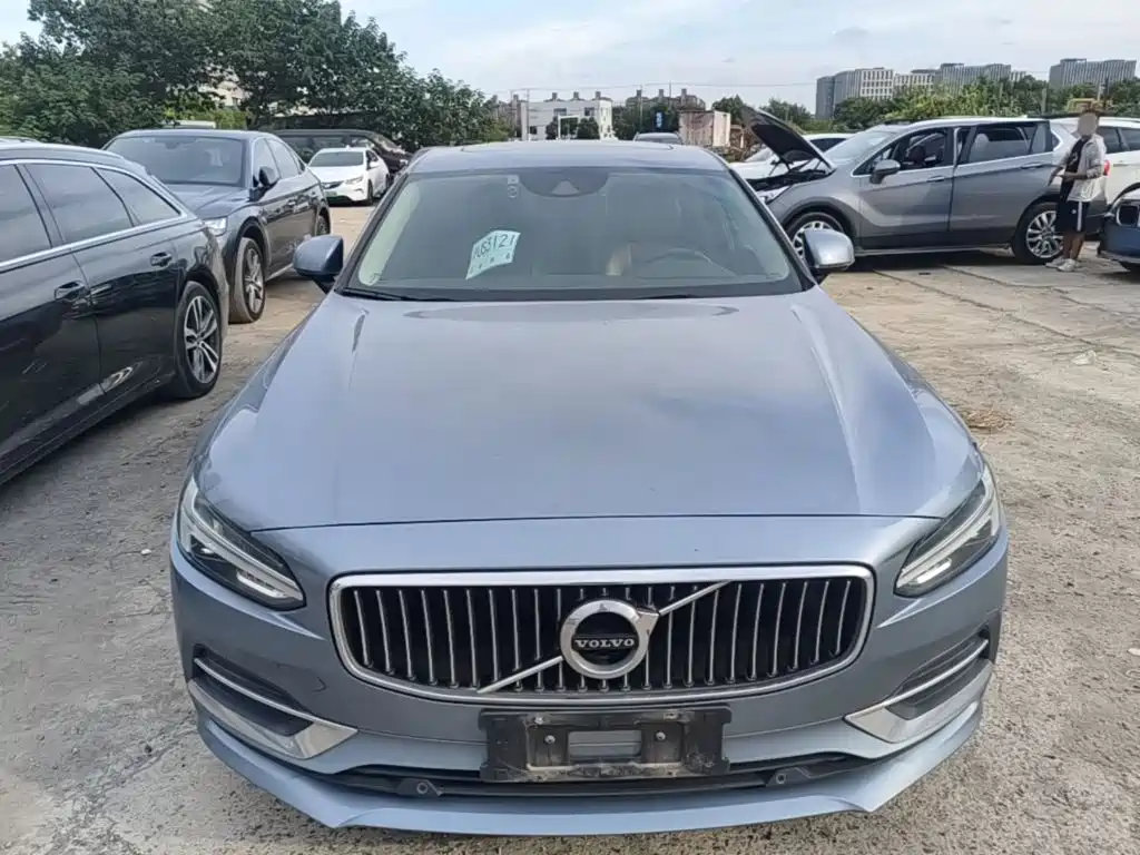 Volvo S90 — миниатюра 3