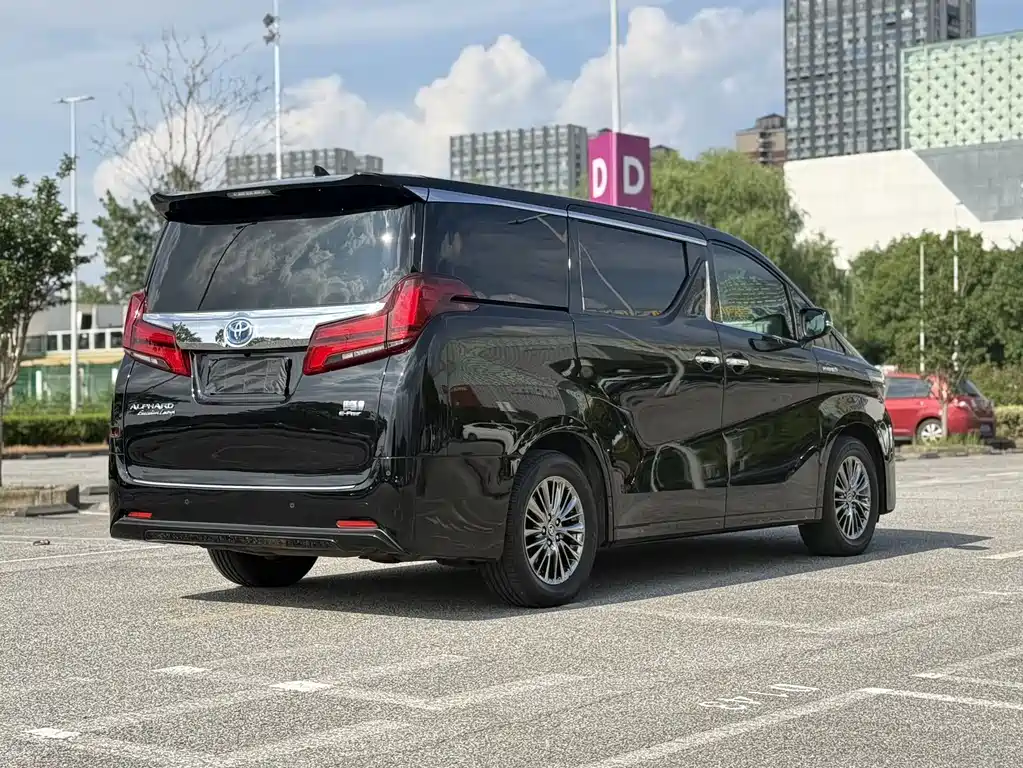 Toyota Alphard 2020 2.5L Luxury