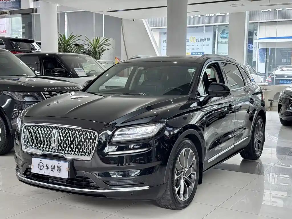 Lincoln Nautilus 2021