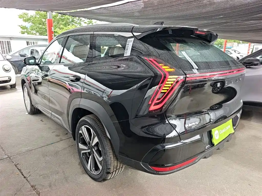 Geely Boyue L L 2025 1.5TD DCT