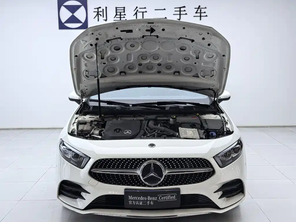 Mercedes-Benz A-Class A 2023 A 200 L Fashion