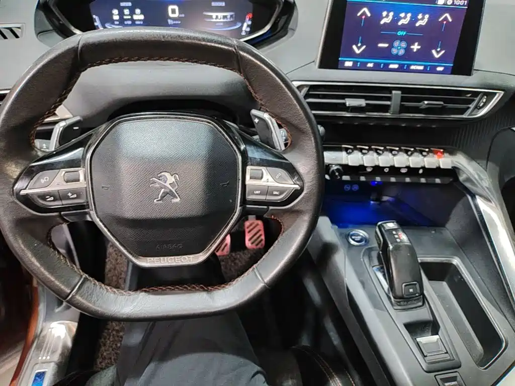 Peugeot 4008 — миниатюра 6