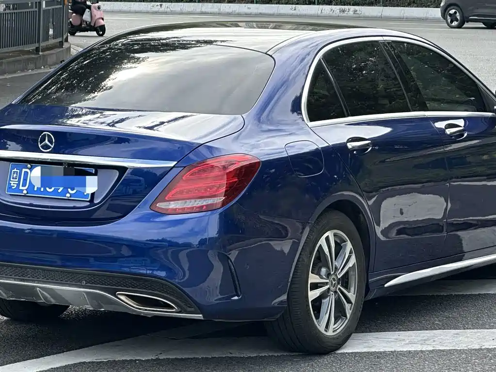 Mercedes-Benz C-Class — миниатюра 9