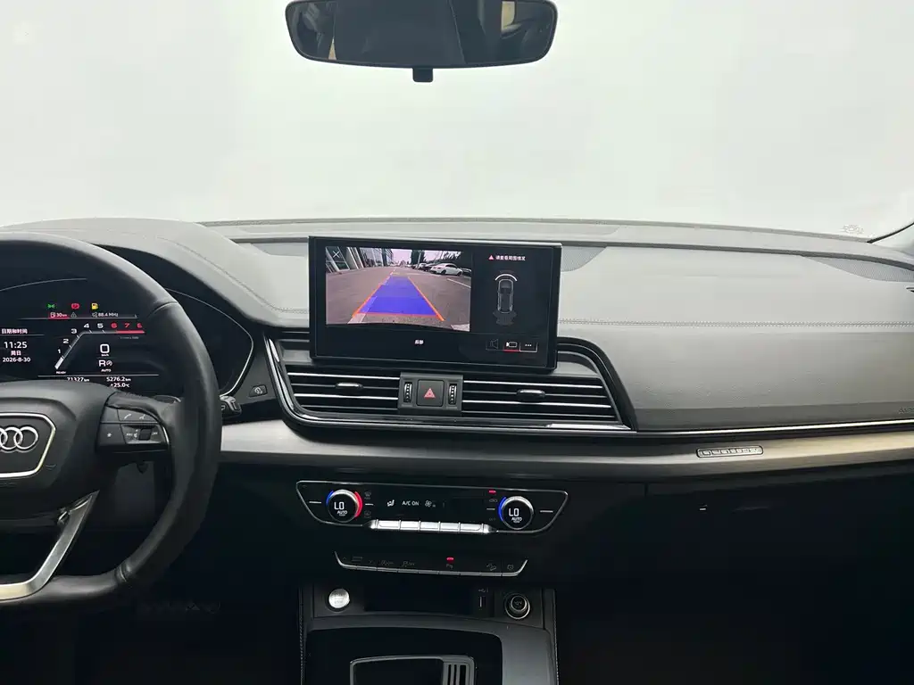 Audi Q5L — миниатюра 9