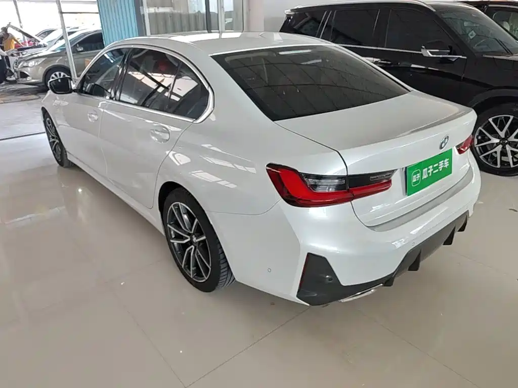 BMW 3 Series — миниатюра 5