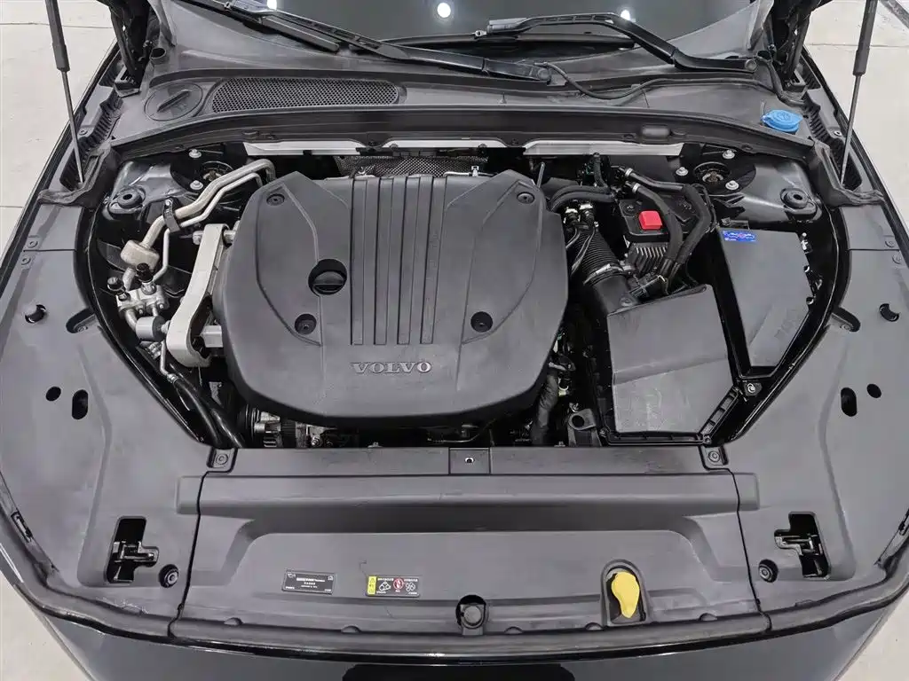 Volvo S90 2021 B5 Luxury
