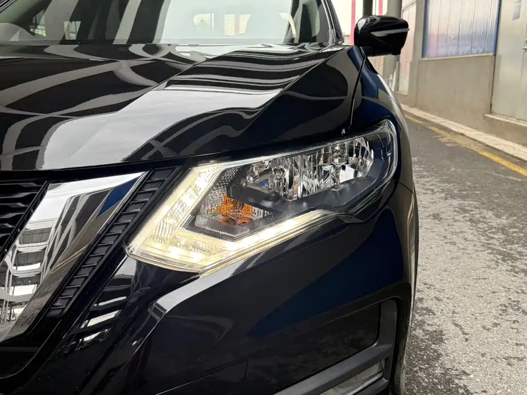 Nissan X-Trail — миниатюра 25