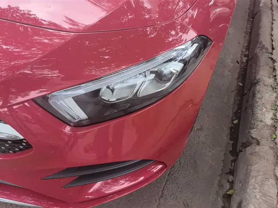 MERCEDES-BENZ A CLASS