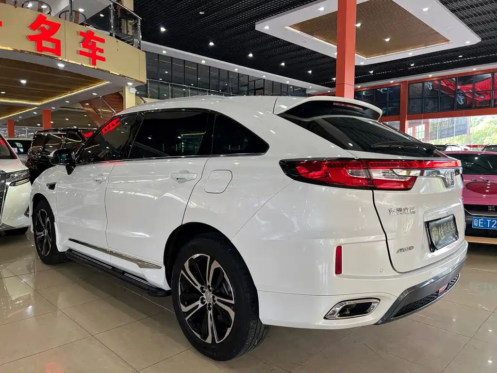 Honda UR-V — миниатюра 5