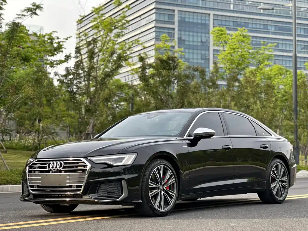 Купить Audi A6L
