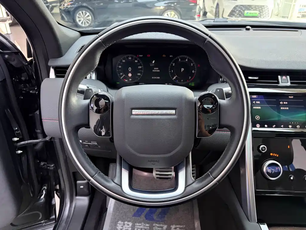 Land Rover Discovery Sport — миниатюра 11
