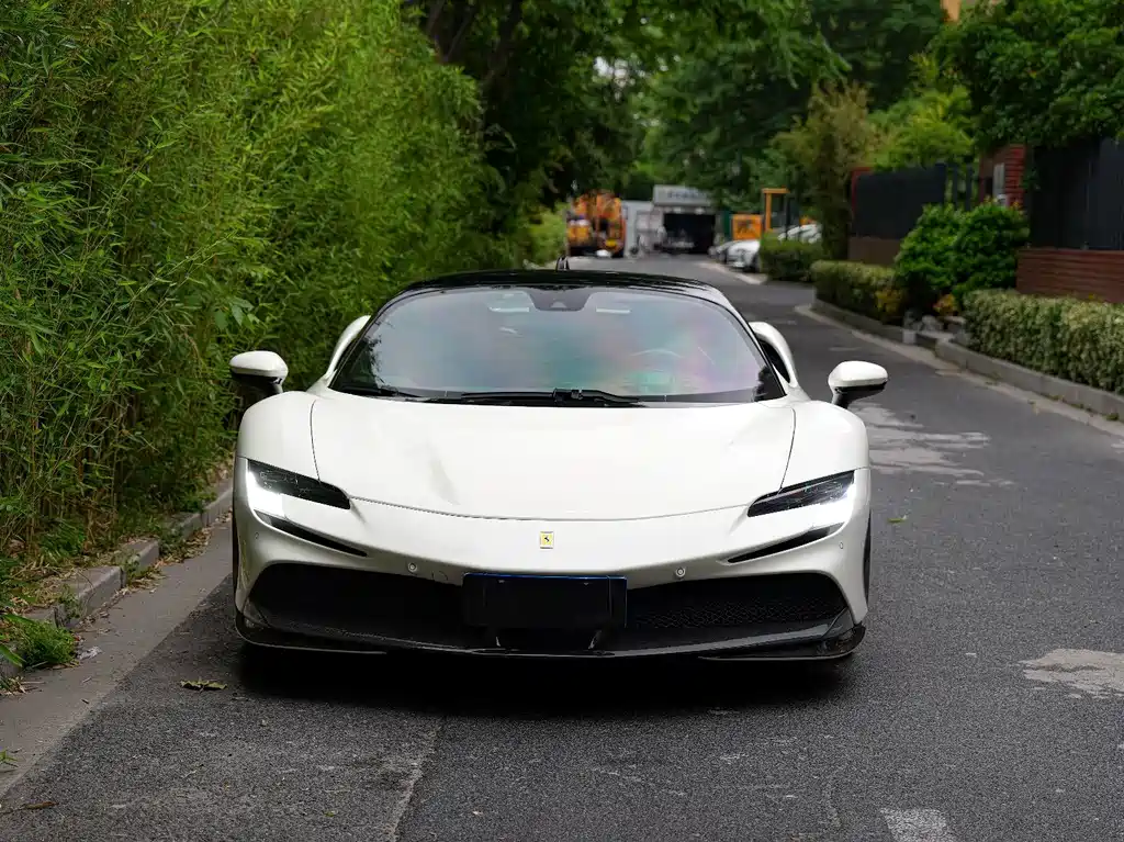 Ferrari SF90 — миниатюра 2