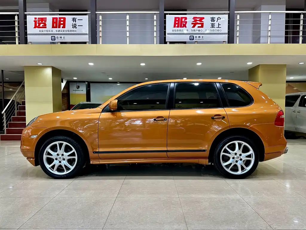 Porsche Cayenne — миниатюра 2