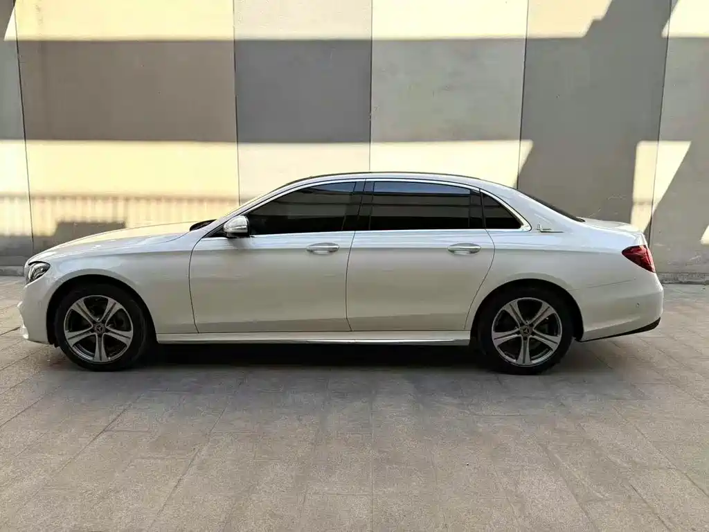 Mercedes-Benz E-Class E 2020 E 260 L Sport