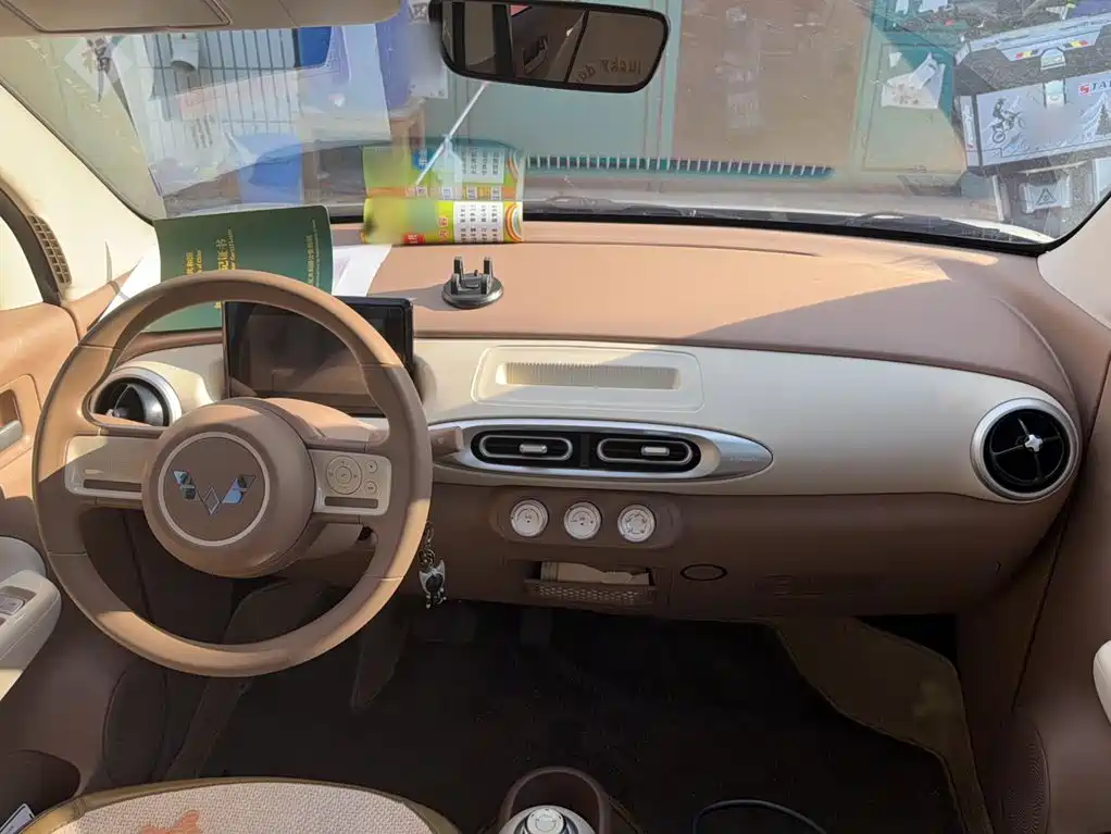 Wuling MINIEV — миниатюра 14