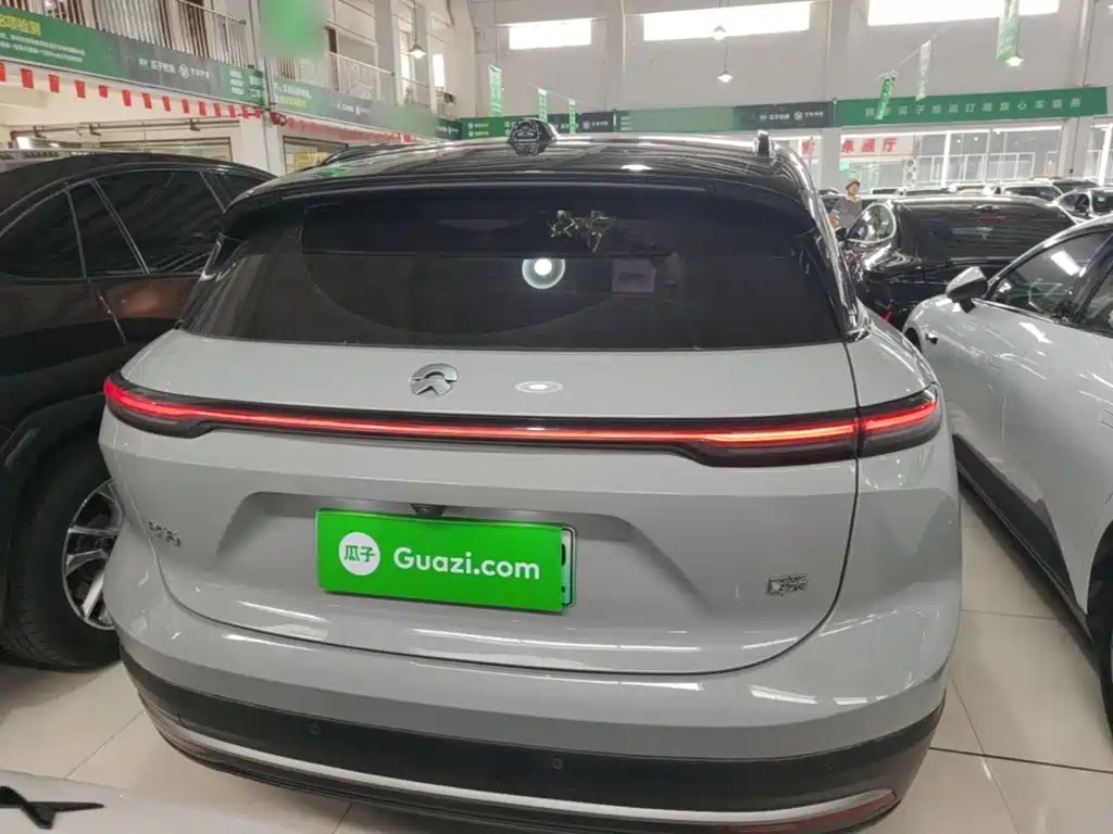 NIO ES6 — миниатюра 6