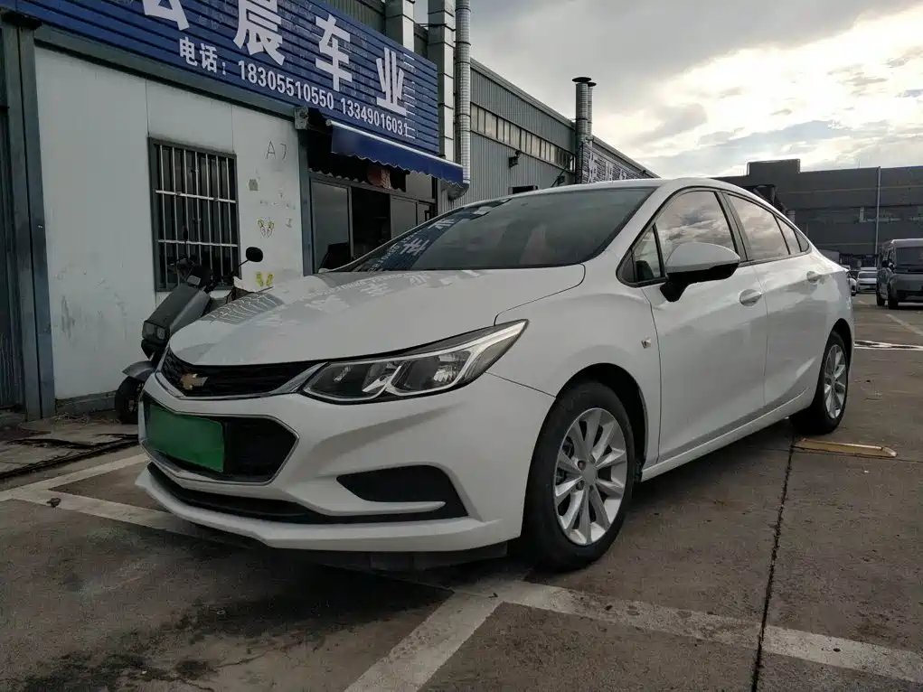 Chevrolet Cruze — миниатюра 2