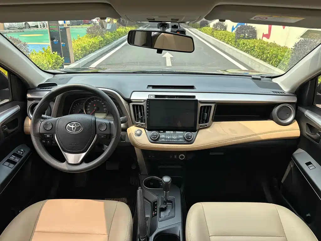 TOYOTA RAV4 RONGFANG