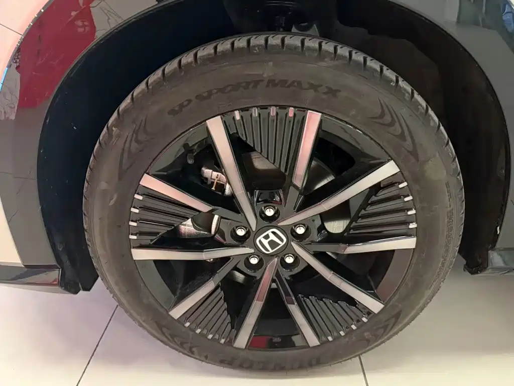 HONDA E: NP2 POLE PAI 2