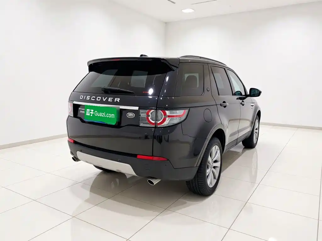 Land Rover Discovery Sport — миниатюра 6