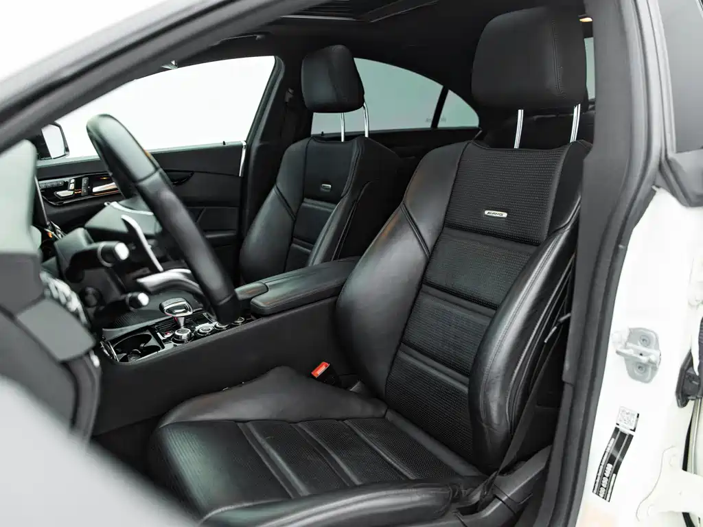 Mercedes-Benz CLS AMG — миниатюра 12