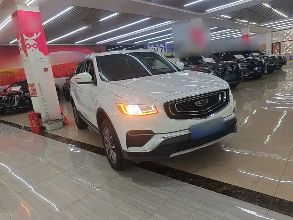 Geely Boyue — миниатюра 4