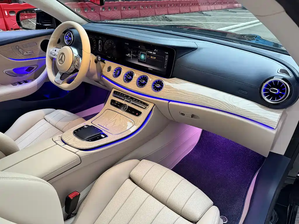 Mercedes-Benz E-Class (Import) — миниатюра 23