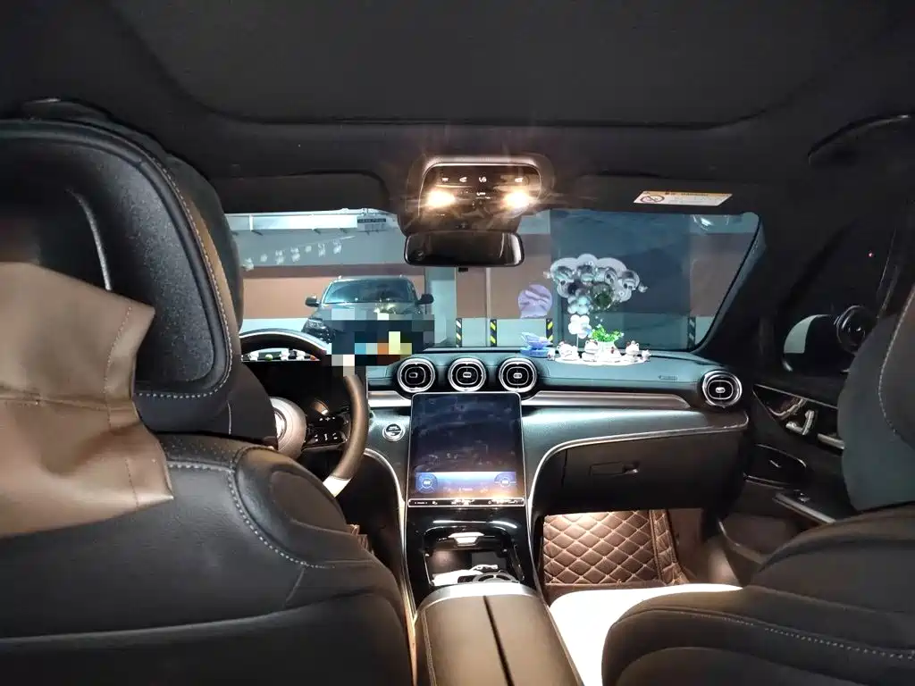 Mercedes-Benz C-Class — миниатюра 14