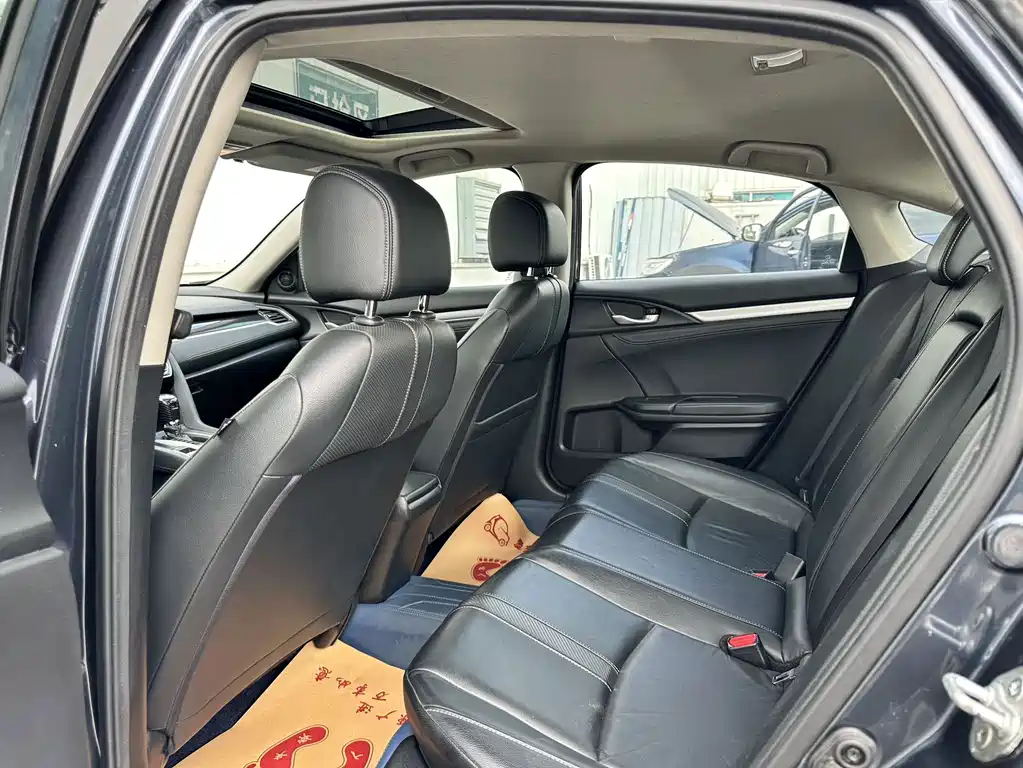 Honda Civic — миниатюра 6